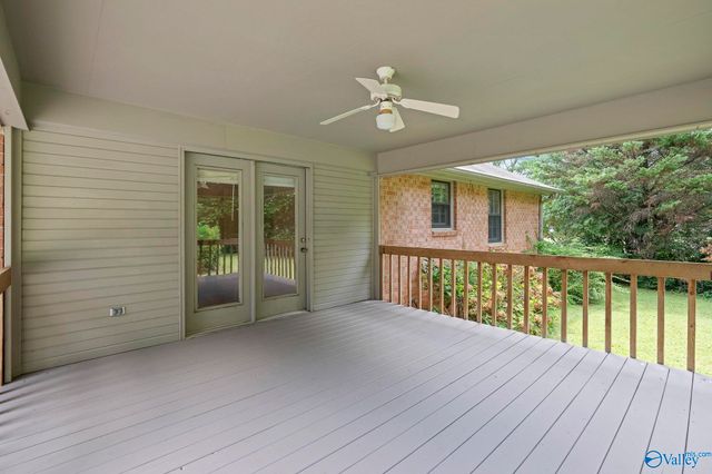 526 Trousdale Drive, Huntsville, AL 35802