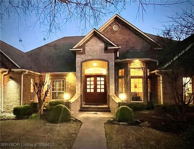 6700 Riley Park Drive, Fort Smith, AR 72916