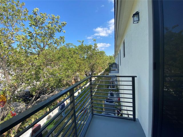 2434 SW 145th Pl, Miami, FL 33175