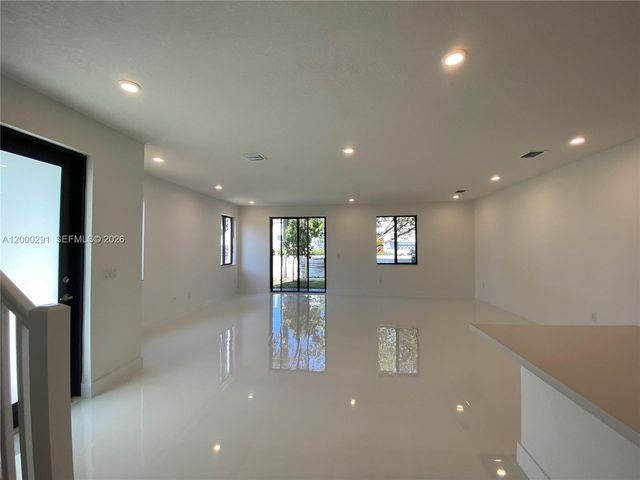 2434 SW 145th Pl, Miami, FL 33175