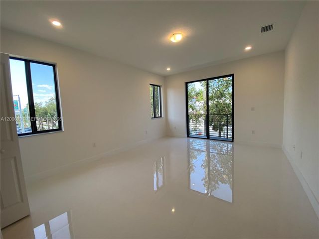 2434 SW 145th Pl, Miami, FL 33175