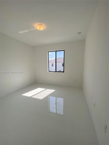 2434 SW 145th Pl, Miami, FL 33175