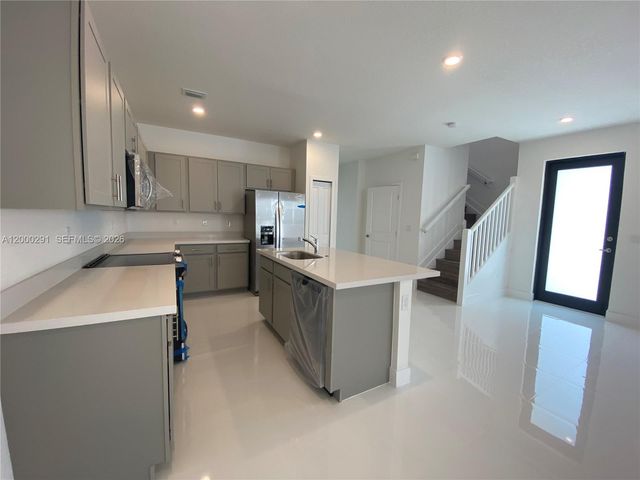 2434 SW 145th Pl, Miami, FL 33175