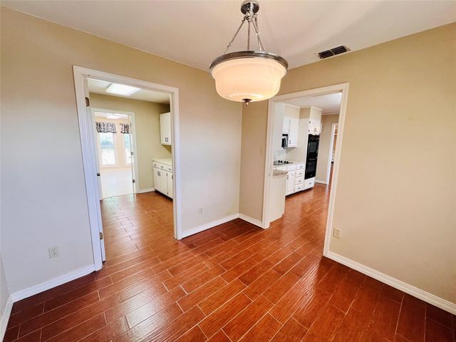 204 Primrose Lane, Hemphill, TX 75948