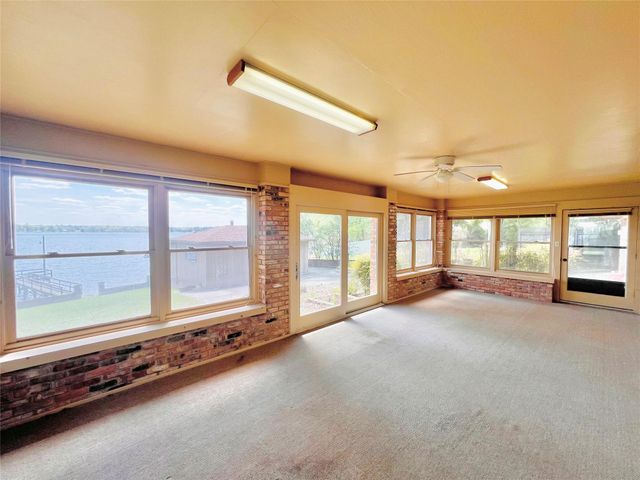 204 Primrose Lane, Hemphill, TX 75948