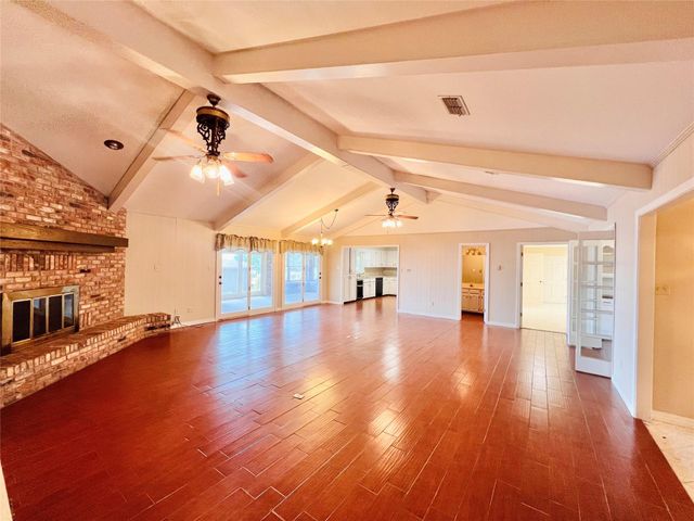 204 Primrose Lane, Hemphill, TX 75948