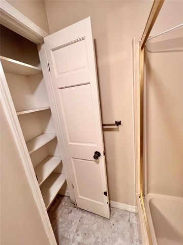 204 Primrose Lane, Hemphill, TX 75948