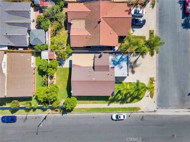 297 W Kirkwall, Azusa, CA 91702
