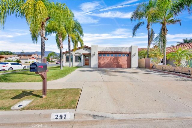 297 W Kirkwall, Azusa, CA 91702