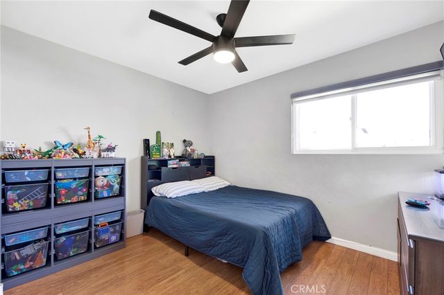 297 W Kirkwall, Azusa, CA 91702