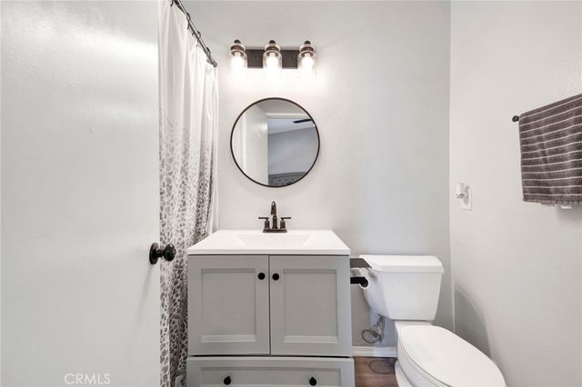 297 W Kirkwall, Azusa, CA 91702