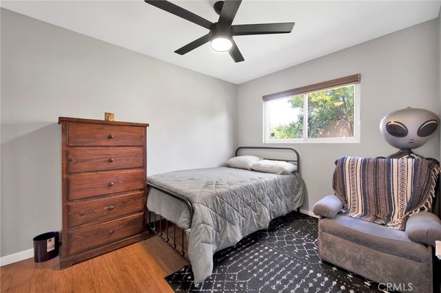 297 W Kirkwall, Azusa, CA 91702