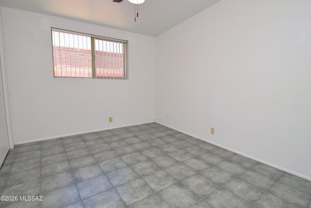 3156 N Vista Del Forte Drive, Tucson, AZ 85712