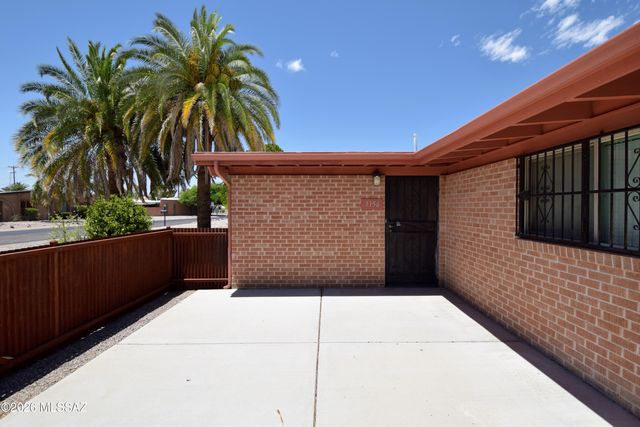 3156 N Vista Del Forte Drive, Tucson, AZ 85712