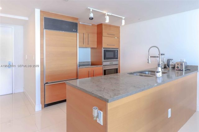 475 Brickell Avenue 4612, Miami, FL 33131