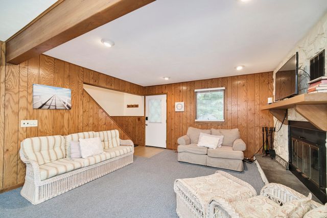 1733 N Lakeview Drive, Mears, MI 49436