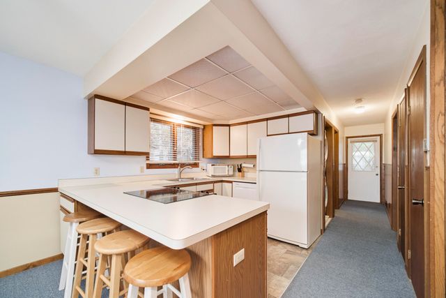 1733 N Lakeview Drive, Mears, MI 49436