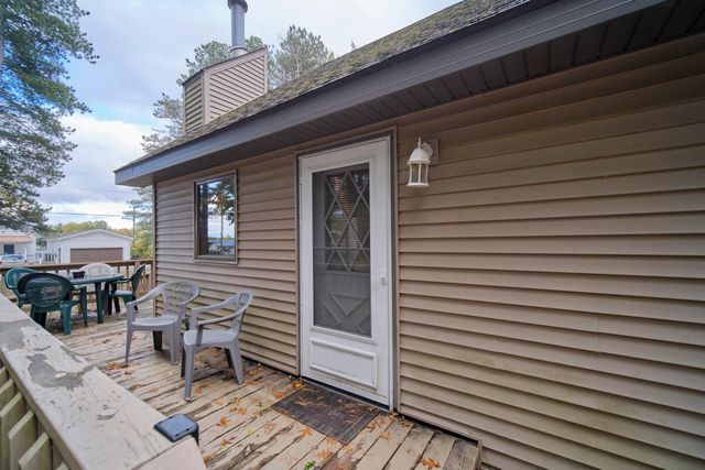 1733 N Lakeview Drive, Mears, MI 49436