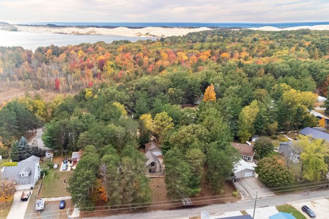 1733 N Lakeview Drive, Mears, MI 49436