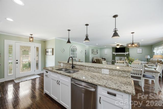 502 Ellenwood Drive, Kings Mountain, NC 28086