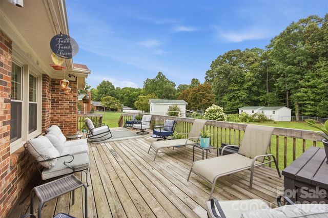 502 Ellenwood Drive, Kings Mountain, NC 28086