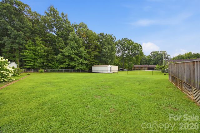 502 Ellenwood Drive, Kings Mountain, NC 28086