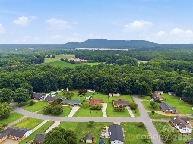 502 Ellenwood Drive, Kings Mountain, NC 28086
