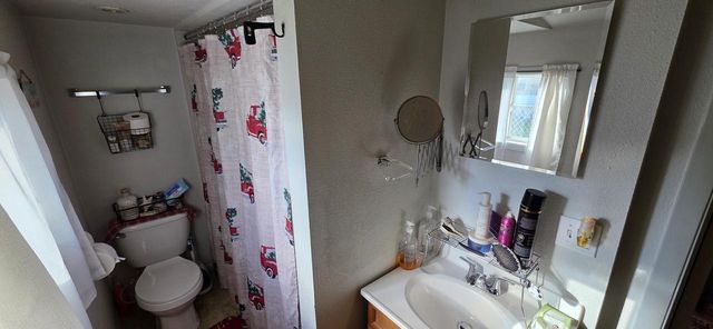 2811 Douglas AVENUE, Racine, WI 53402