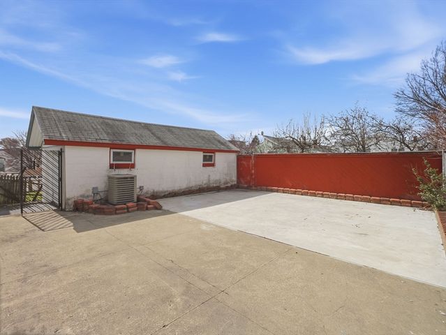 32-34 Harley Ave, Everett, MA 02149