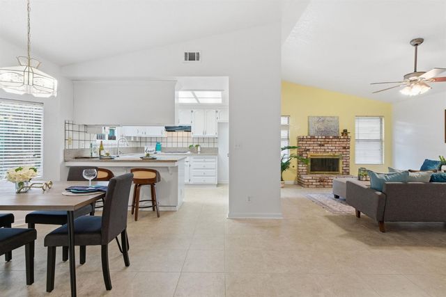 660 Tahoe St, Manteca, CA 95337