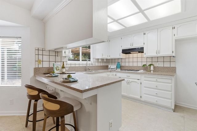 660 Tahoe St, Manteca, CA 95337