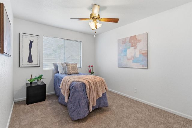 660 Tahoe St, Manteca, CA 95337