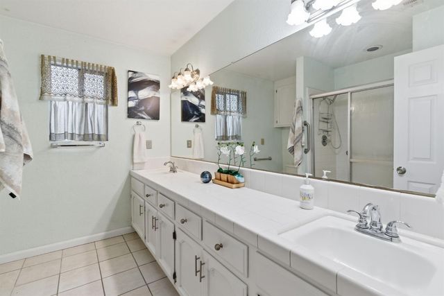 660 Tahoe St, Manteca, CA 95337