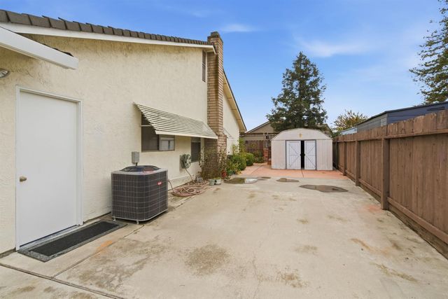 660 Tahoe St, Manteca, CA 95337