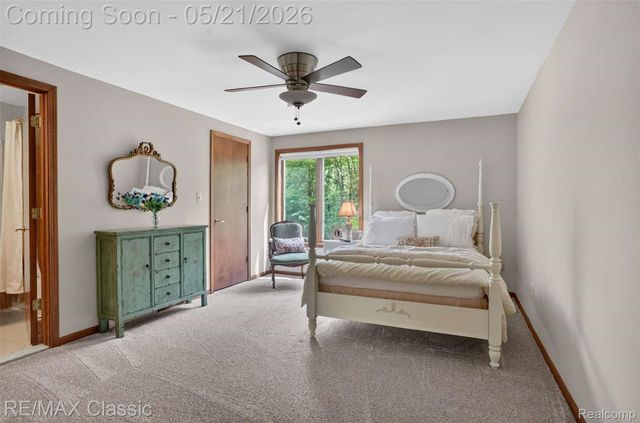 115 W Hickory Grove Road, Bloomfield Hills, MI 48304