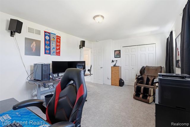 58286 Salt River Court, New Haven, MI 48048