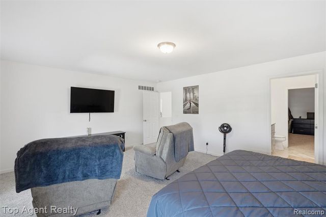 58286 Salt River Court, New Haven, MI 48048