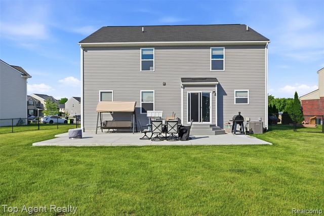 58286 Salt River Court, New Haven, MI 48048