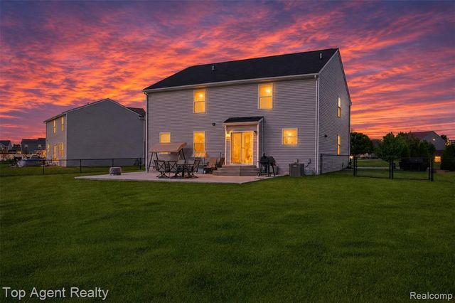 58286 Salt River Court, New Haven, MI 48048