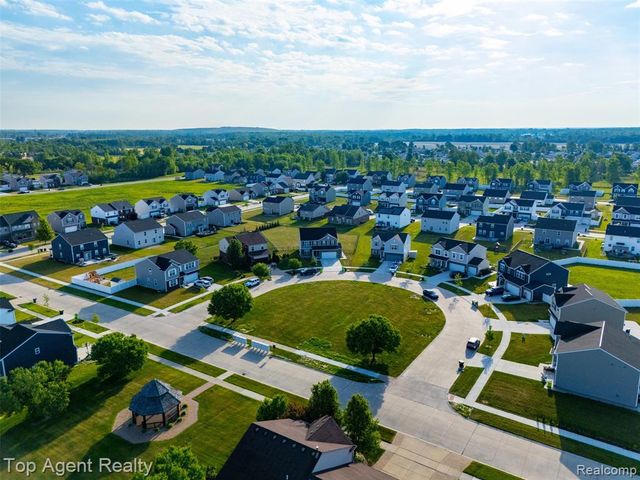 58286 Salt River Court, New Haven, MI 48048