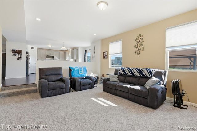 58286 Salt River Court, New Haven, MI 48048