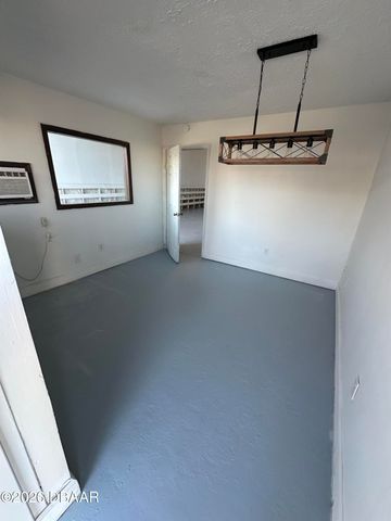 1725 S Nova Rd Ste B10, South Daytona, FL 32119