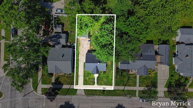 762 Central Avenue, Holland City, MI 49423