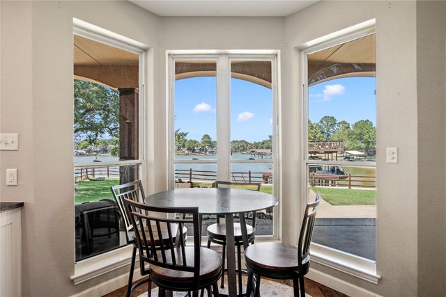 152 Sunset Drive, Gun Barrel City, TX 75156