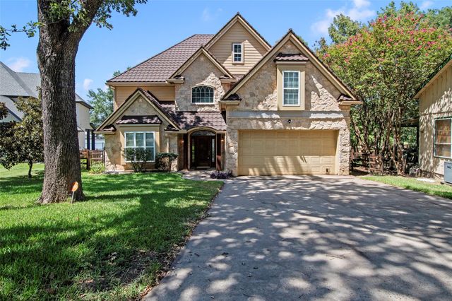152 Sunset Drive, Gun Barrel City, TX 75156