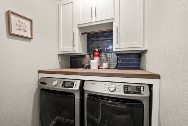 152 Sunset Drive, Gun Barrel City, TX 75156
