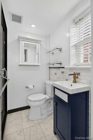 105 Seventh Street 10, Garden City, NY 11530