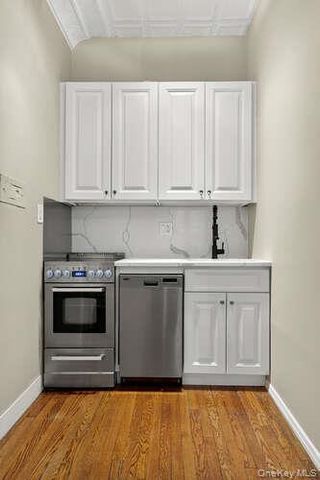 105 Seventh Street 10, Garden City, NY 11530