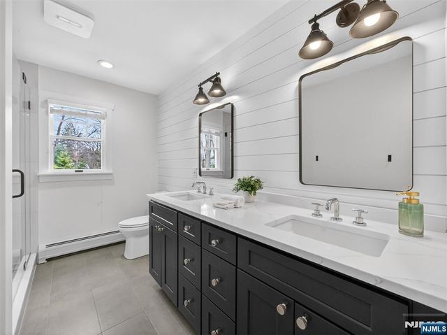 381 Lawrence Court, Wyckoff, NJ 07481