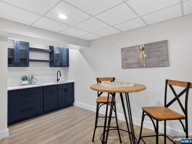 381 Lawrence Court, Wyckoff, NJ 07481